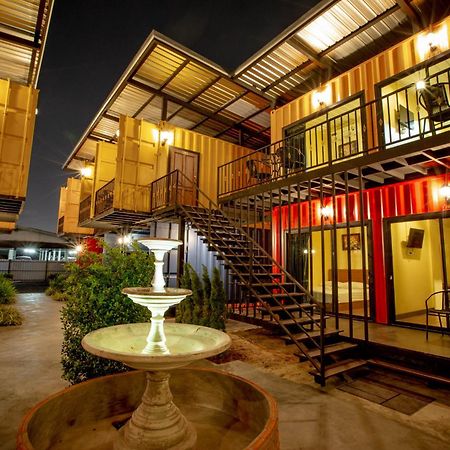 Tuscany Land Resort Donmuang Bangkok Exterior photo