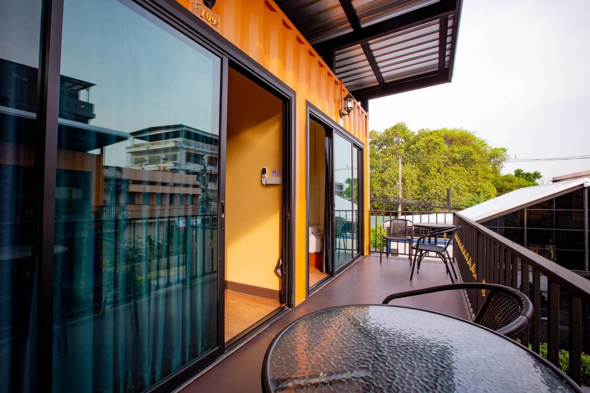 Tuscany Land Resort Donmuang Bangkok Exterior photo